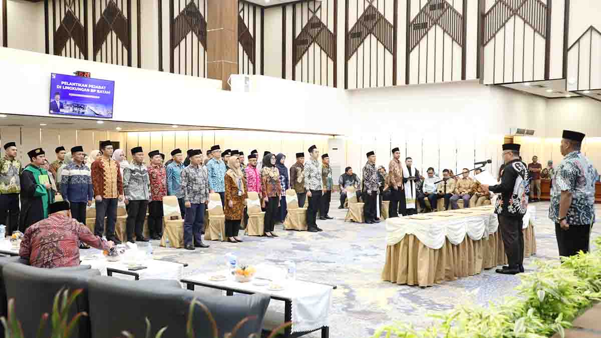 Purwiyanto Lantik 46 Pejabat Struktural BP Batam