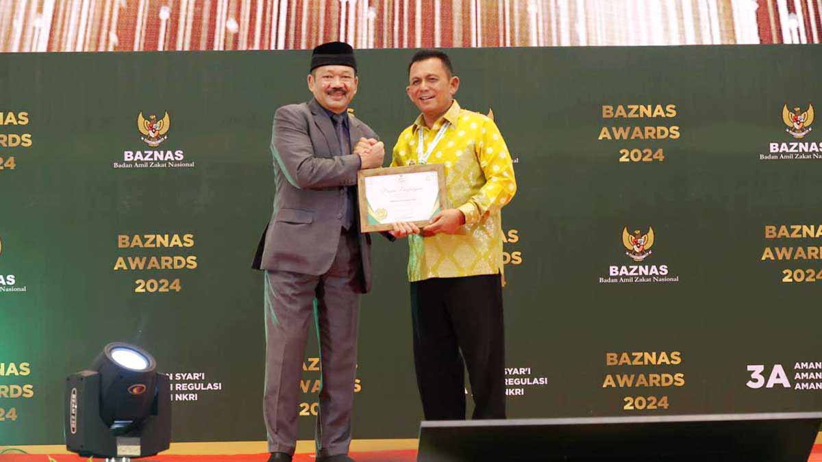 Gubernur Kepulauan Riau Terima Anugerah Baznas Awards 2024