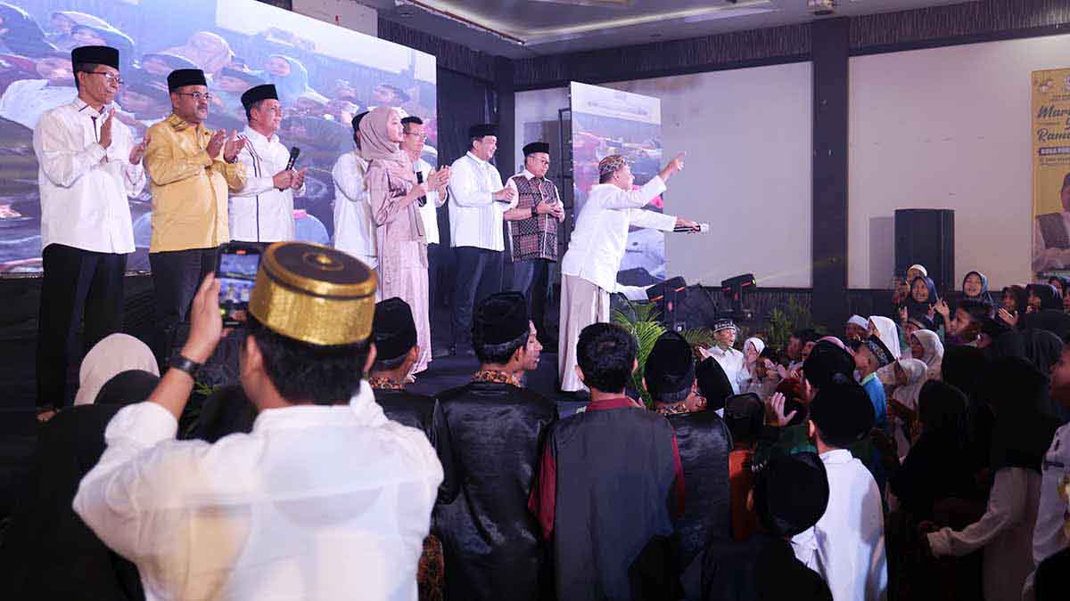 Ansar Ahmad Buka Puasa Bersama 2.000 Anak Yatim Piatu se-Kota Batam