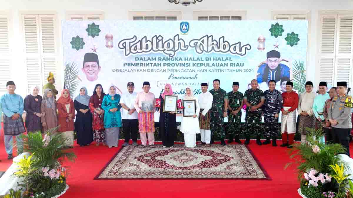 Pemprov Kepri Pecahkan 2 Rekor MURI dari Kue Tepung Gomak dan Kebaya Labuh