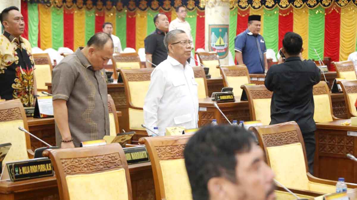 Paripurna Terakhir DPRD Kota Batam 2019-2024: Sebuah Akhir Masa Bakti dengan Apresiasi dan Pantun Perpisahan
