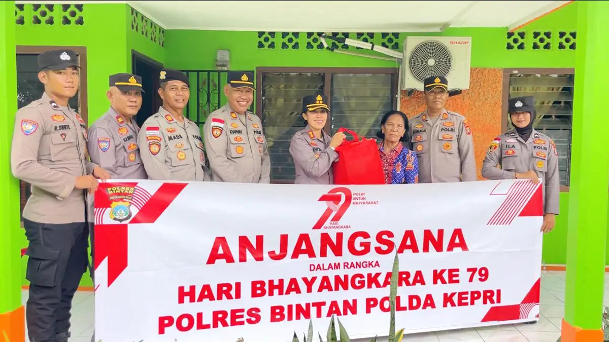 Jelang HUT Bhayangkara ke-79, Polres Bintan Anjangsana ke Warakauri dan Personel Sakit