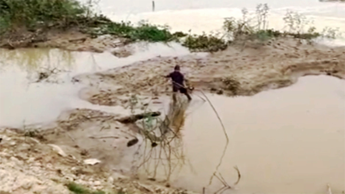 Hukum Masih Tertidur: Tambang Pasir Ilegal di Way Seputih Lampung Tengah Beroperasi Terang-Terangan, Pelaku Aman!