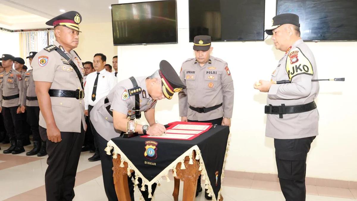 Mutasi Polri, Kombes Pol Tato Pamungkas Suyono Resmi Jabat Irwasda Polda Kepri