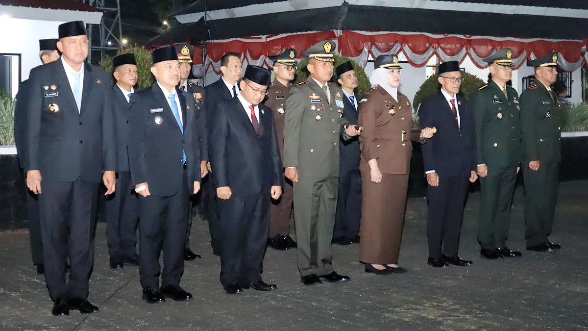 Ketua DPRD Kota Bekasi Ikut Apel Kehormatan dan Renungan Suci di TMP Bulak Kapal
