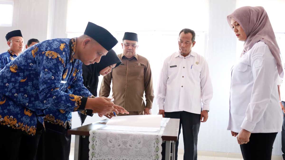 17 Pejabat Fungsional Dilantik, Wabup Bintan Tekankan Disiplin dan Tanggung Jawab