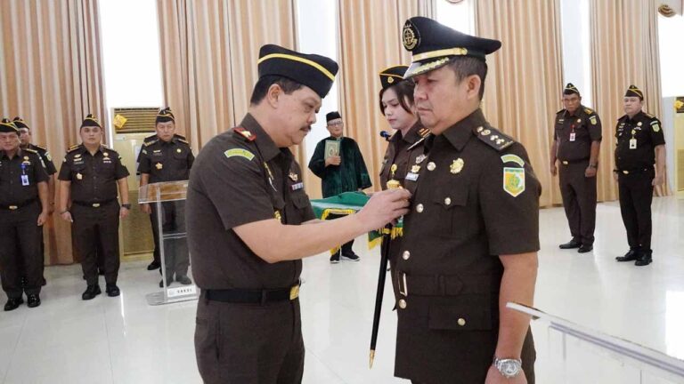 Kajati Kepri Lantik Asisten Pemulihan Aset, Jabatan yang Relatif Baru