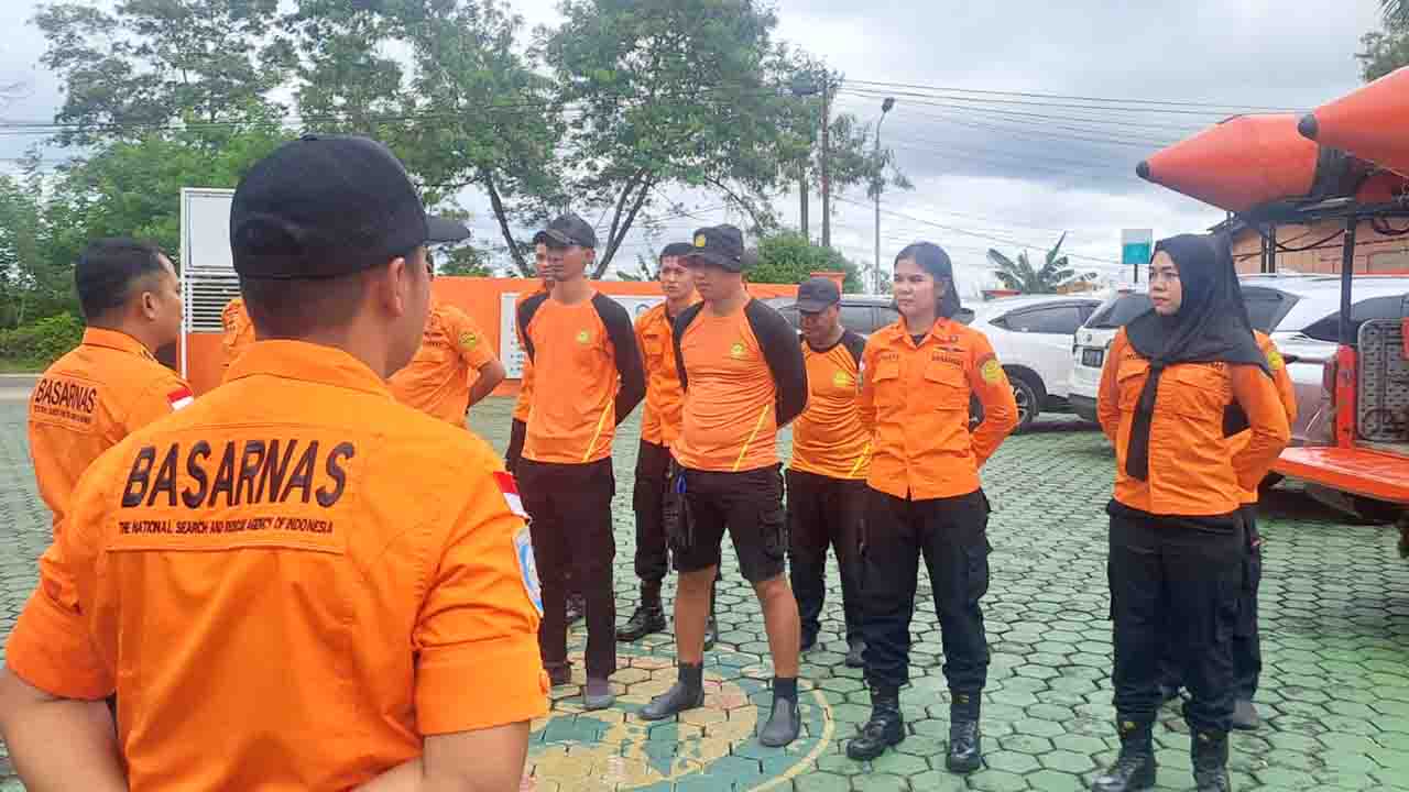 Nelayan Pencari Ketam Bakau Hilang di Perairan Berakit Bintan, Basarnas Turun Tangan