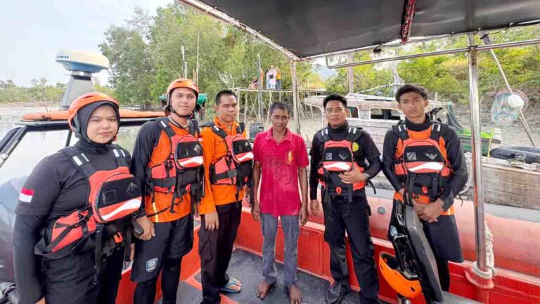 Nelayan Hilang di Karimun Akhirnya Ditemukan Selamat oleh Tim SAR