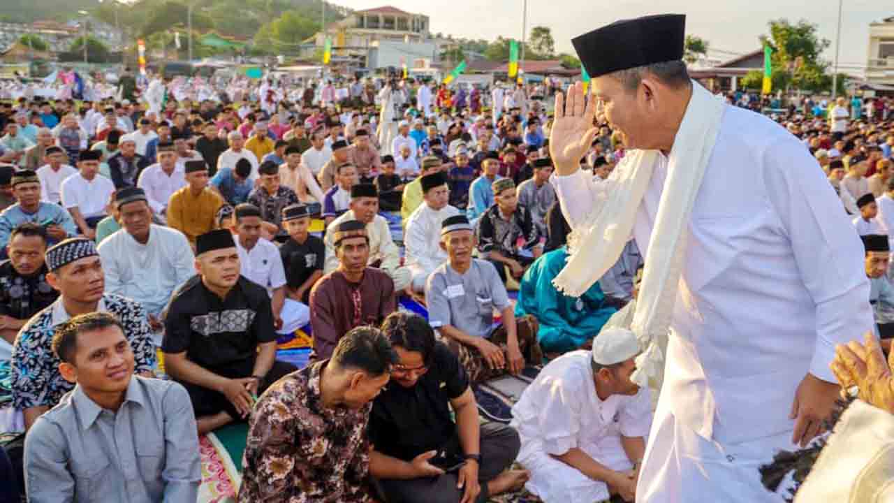 Ribuan Warga Batam Ikuti Shalat Idul Fitri 1447 Hijriah Bersama Gubernur Ansar