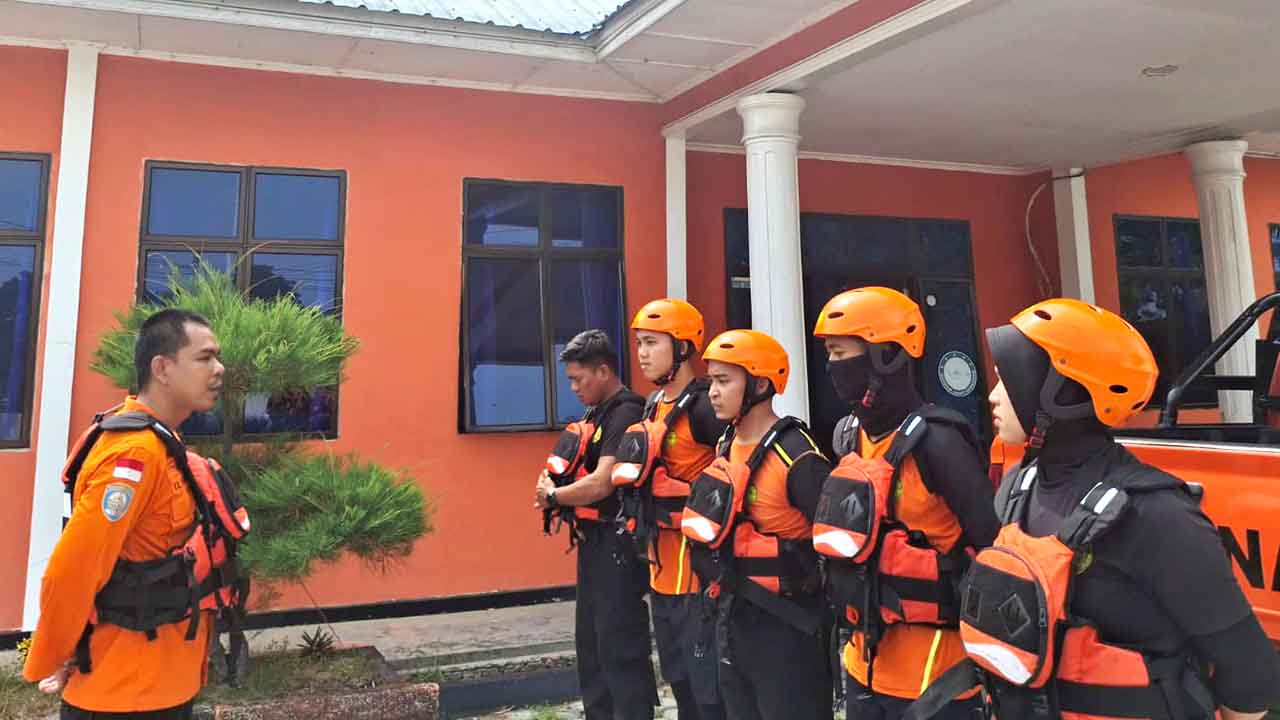 Sempat Telepon Istri, Nelayan 52 Tahun Hilang di Perairan Takong Hiu Karimun