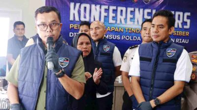 Kartu Lotre Bergambar Naga Jadi Barang Bukti Judi Online di Batam